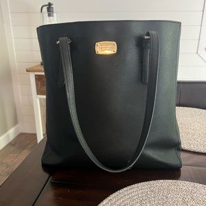 Michael Kors Tote